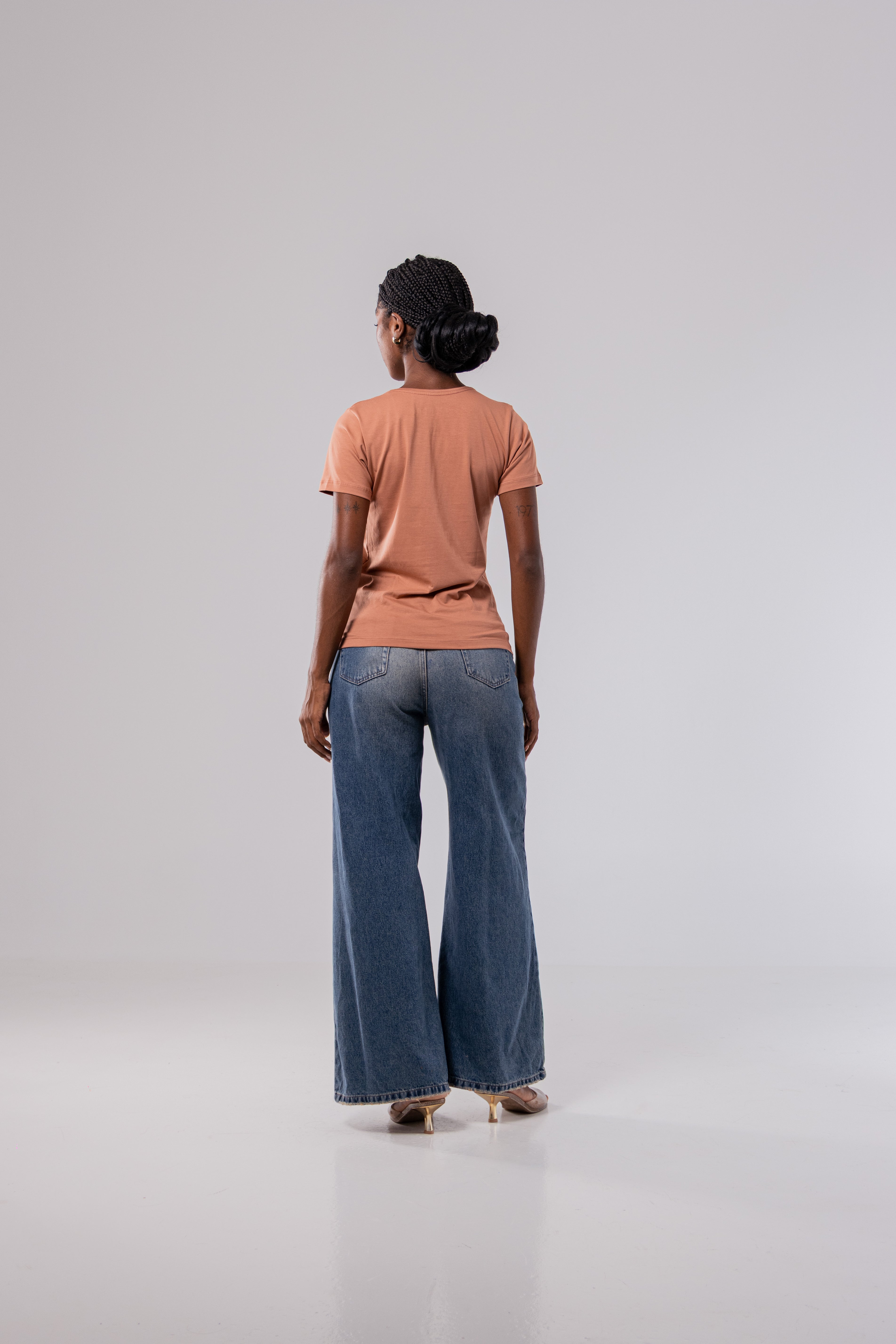 CAMISETA PIMA | FEMININA |  GOIABA