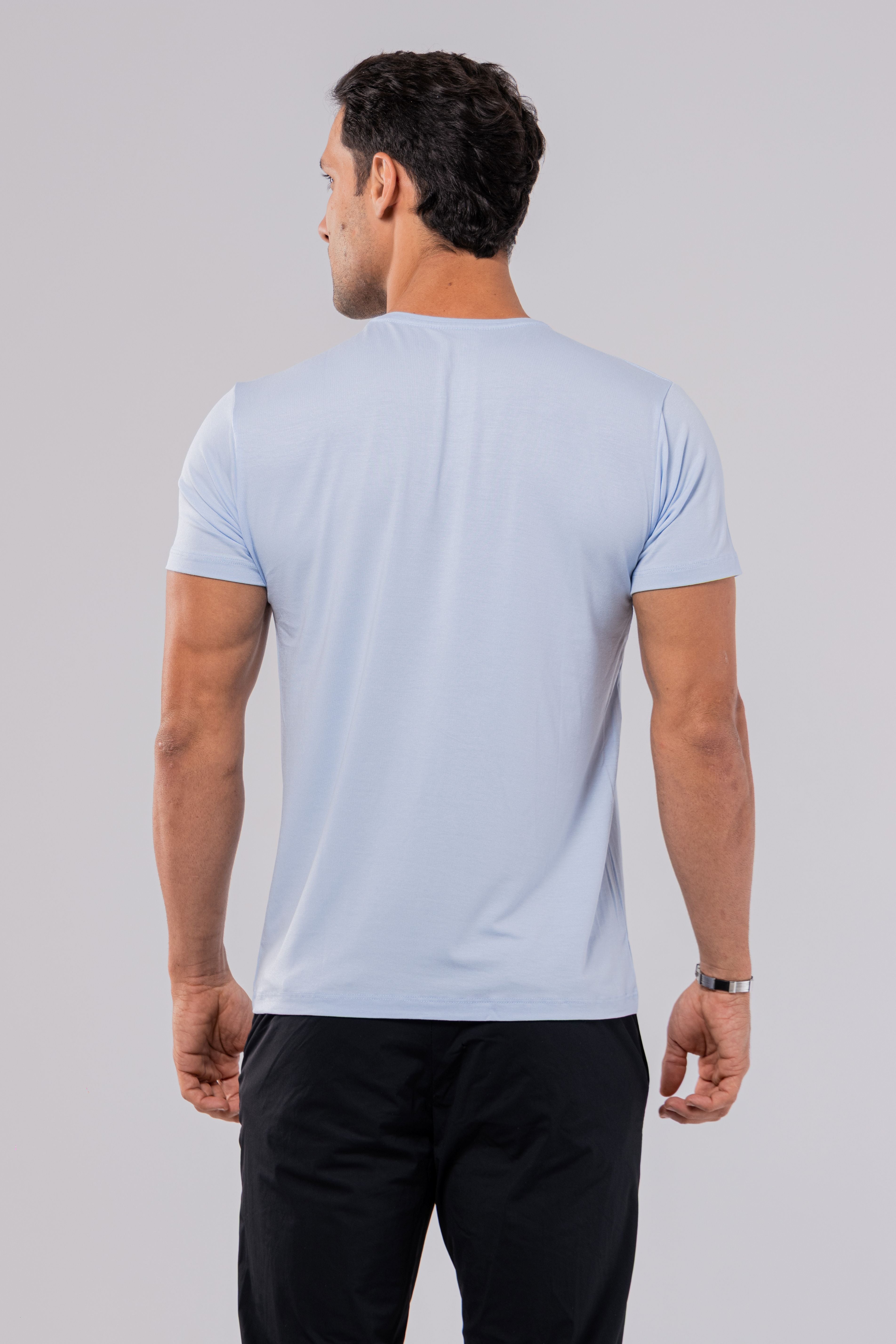 CAMISETA MODAL TECH // AZUL CELESTE