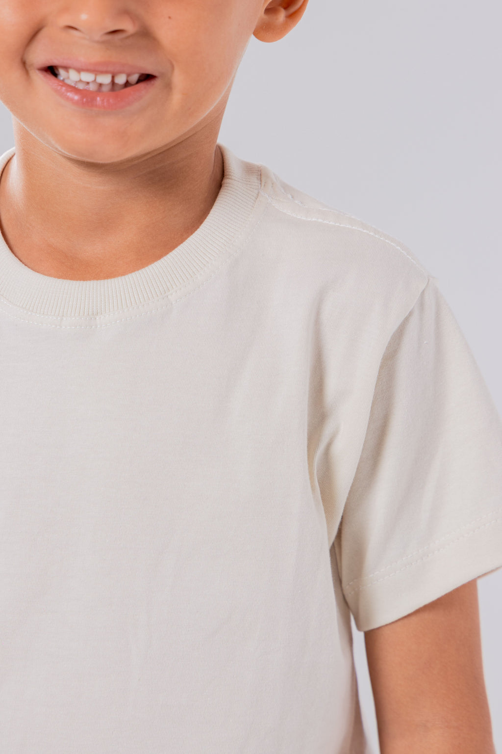 CAMISETA ALGODÃO PREMIUM // KIDS // OFFWHITE