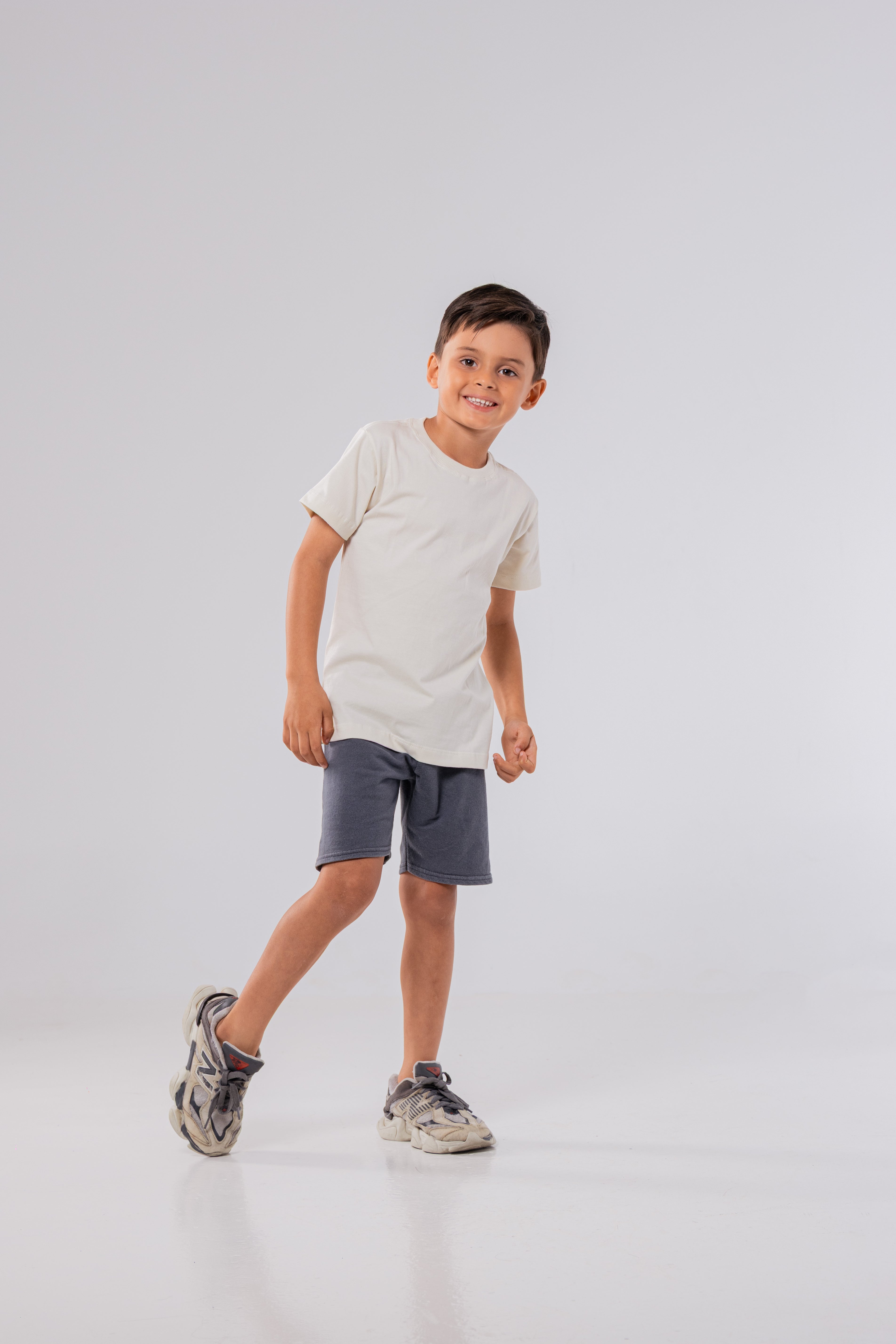 CAMISETA ALGODÃO PREMIUM // KIDS // OFFWHITE