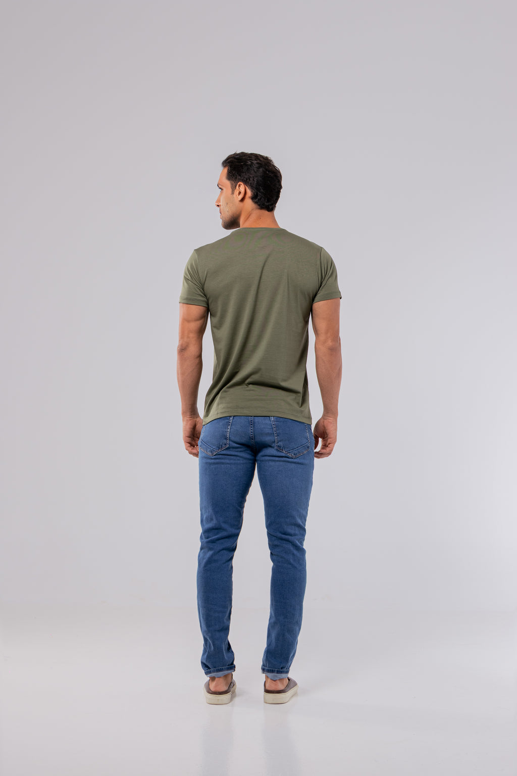 CAMISETA PIMA | VERDE OLIVA