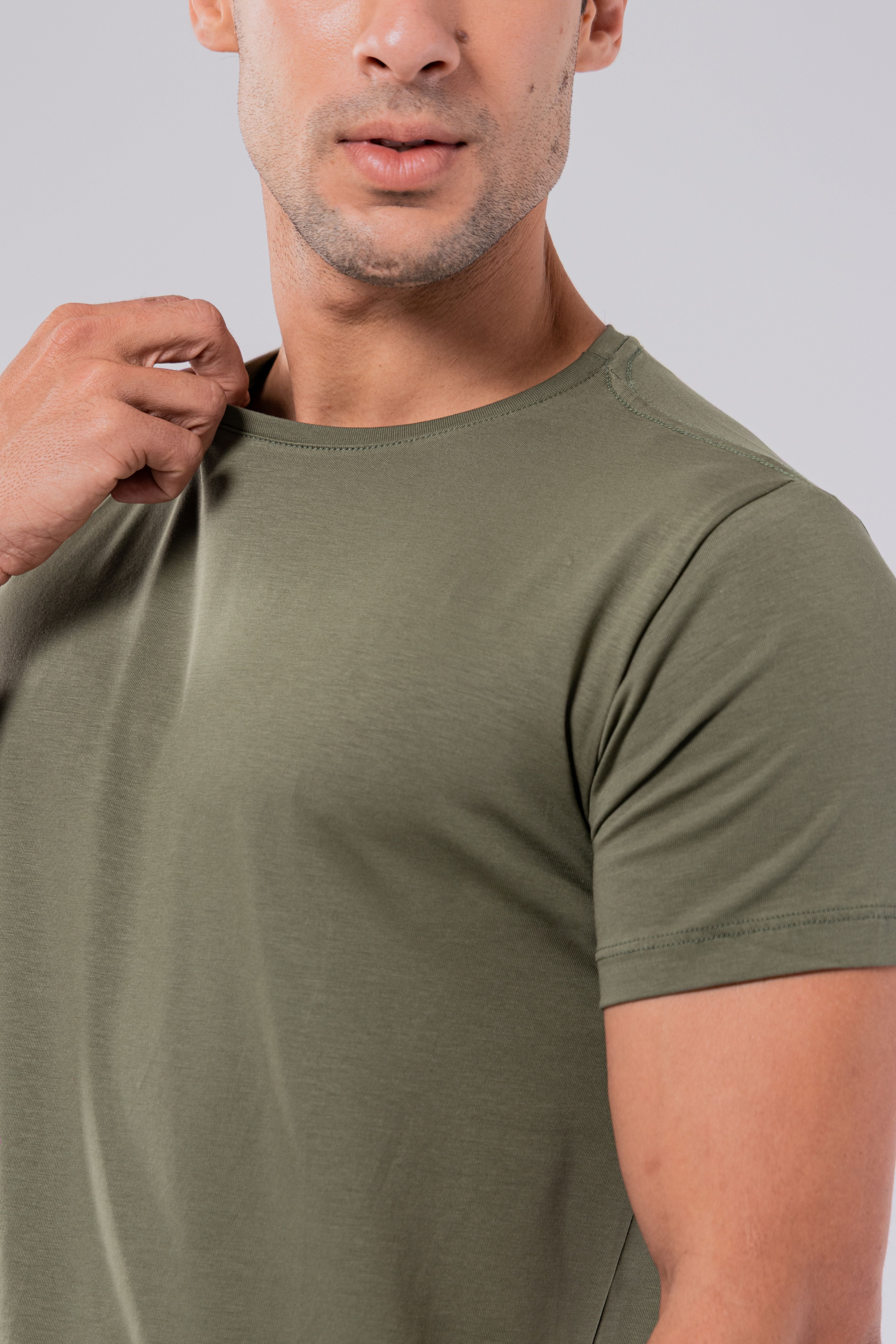 CAMISETA PIMA | OLIVA